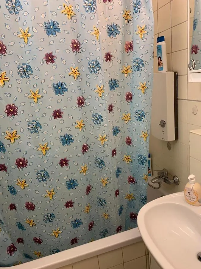 Apartment Ferienwohnung In Stuttgart Mitte